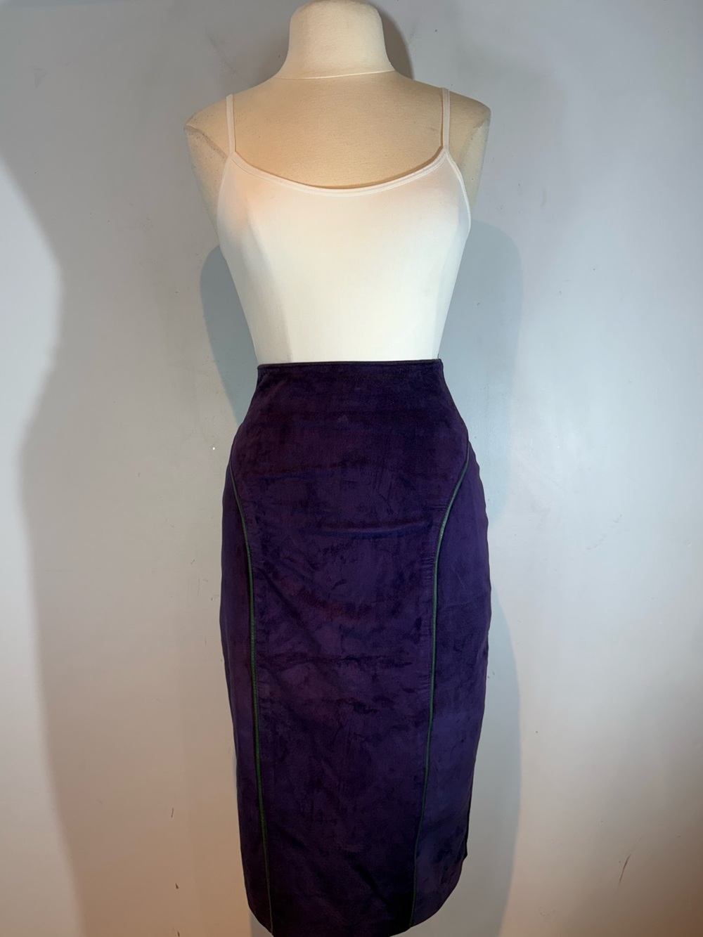 Vintage Danier Purple Suede Pencil Skirt Green Leather Piping Size 8